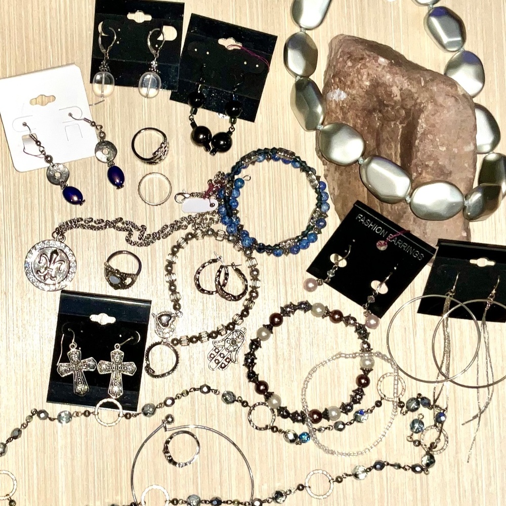 Wholesale Jewelry including Copper, Leather,Swarovski Crystals,Lapiz. (Lot 2)